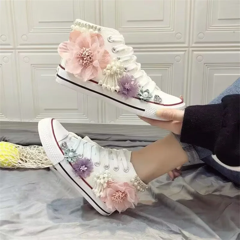 Pearl rhinestone hand custom canvas shoes fringe flower lace-up high top casual shoes men and women plus size 35-46
Pearl rhinestone hand custom canvas shoes fringe flower lace-up high top casual shoes men and women plus size 35-46