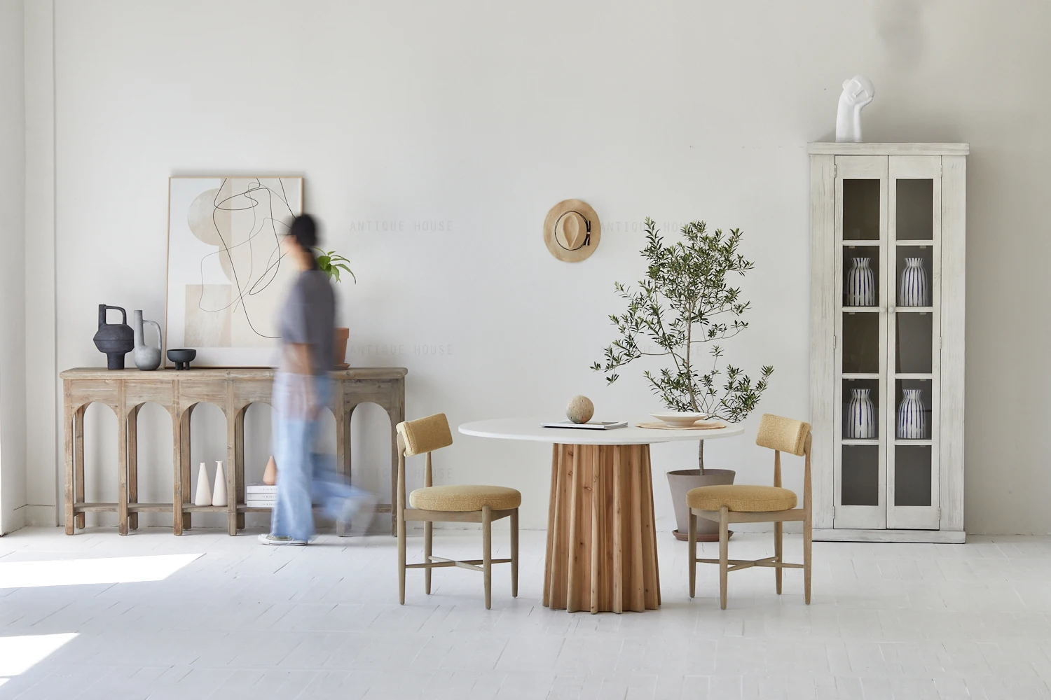 Japandi Farmhouse Natural Dinning Room Table Set Round Slate Tables Concrete Wood Solid Nordic Dining Table Set 6 Seater Nordic Japandi Farmhouse Natural Dinning Room Table Set Round Slate Tables Concrete Wood Solid Nordic Dining Table Set 6 Seater Nordic