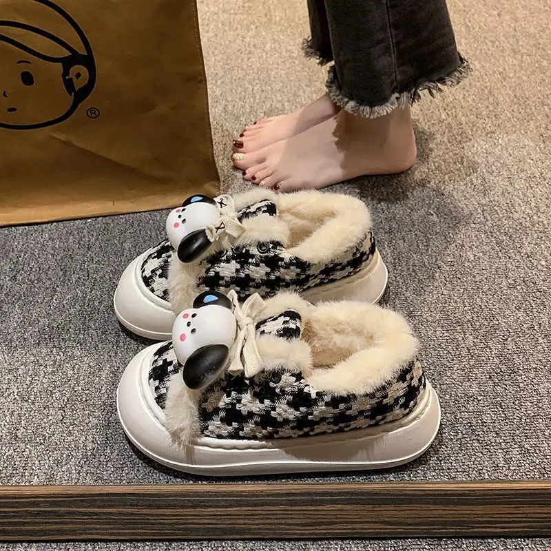 Miniso Sanrio Cute Pochacco board Plaid Cotton shoes Women Winter Fleece-Lined Platform Cold-Proof Warm Thick Cotton Boots Bread
Miniso Sanrio Cute Pochacco board Plaid Cotton shoes Women Winter Fleece-Lined Platform Cold-Proof Warm Thick Cotton Boots Bread
