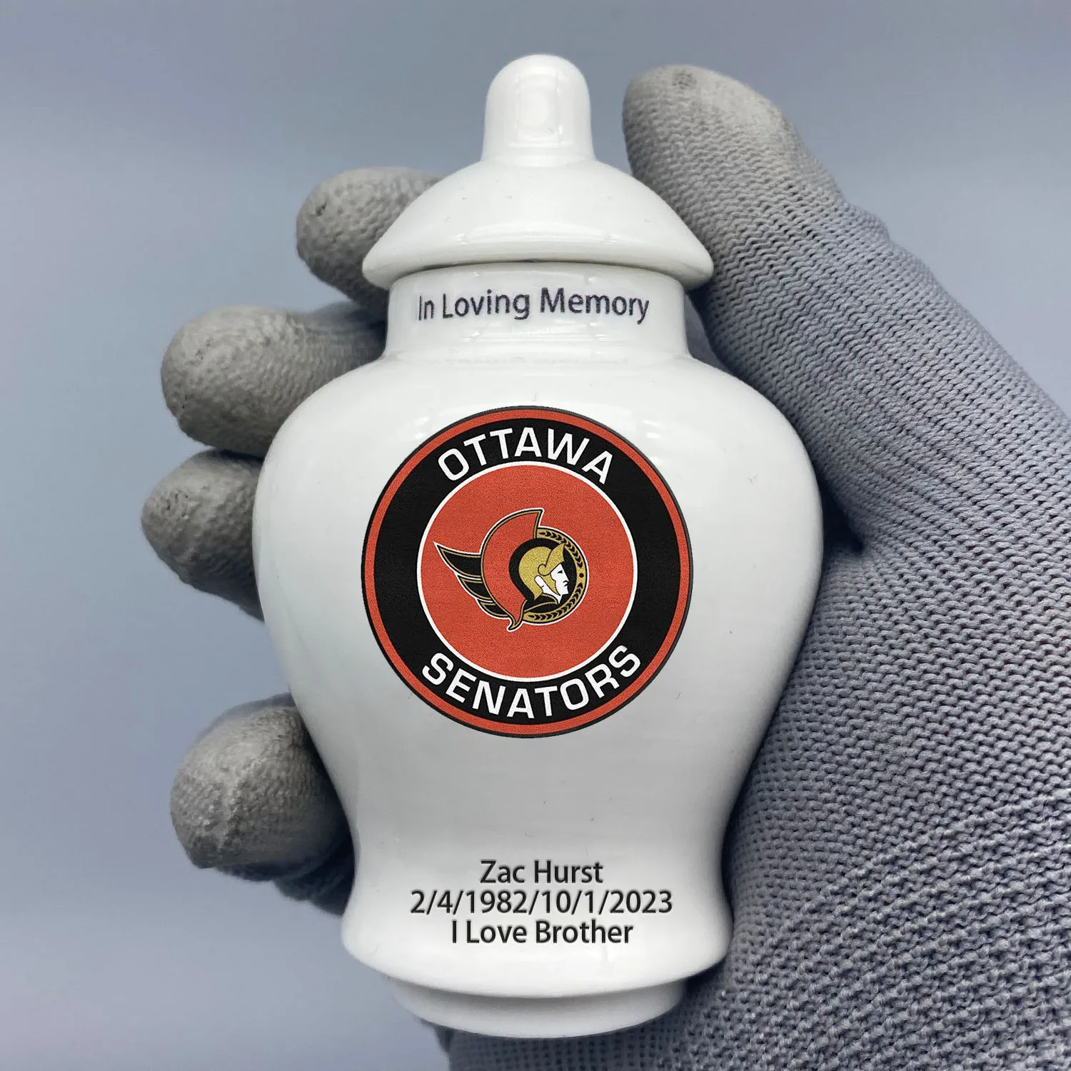 

Mini Urn for Ottawa Senators- Hockey themed customize Urn.Send me the name/date you want to appear on the urn by Remarks Message