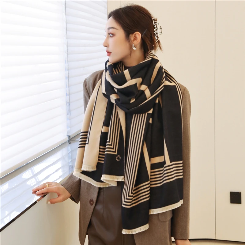 2022 Thick Warm Blanket Winter Scarf Women Cashmere Pashmina Shawls Design Luxury Striped Print Bufanda Echarpe Wraps Lady Shawl
2022 Thick Warm Blanket Winter Scarf Women Cashmere Pashmina Shawls Design Luxury Striped Print Bufanda Echarpe Wraps Lady Shawl