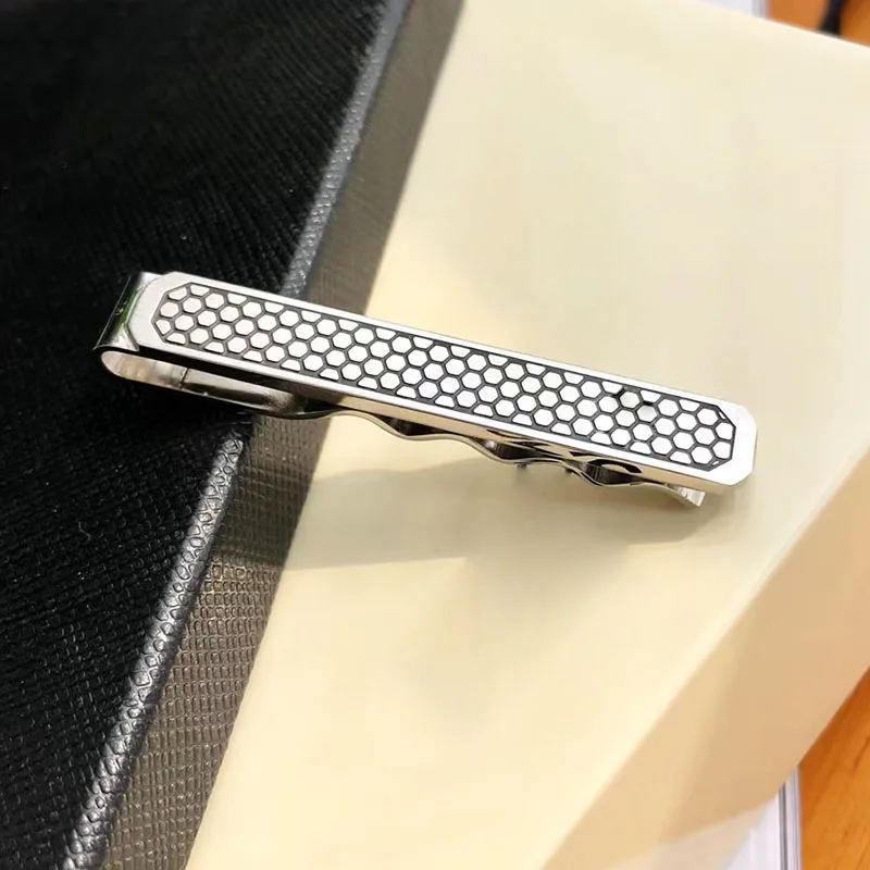 JW137 Steel Materials Tie Clip For Men Shirts High Quality Bussiness Fahion French Design Free Shipping MB Style
JW137 Steel Materials Tie Clip For Men Shirts High Quality Bussiness Fahion French Design Free Shipping MB Style