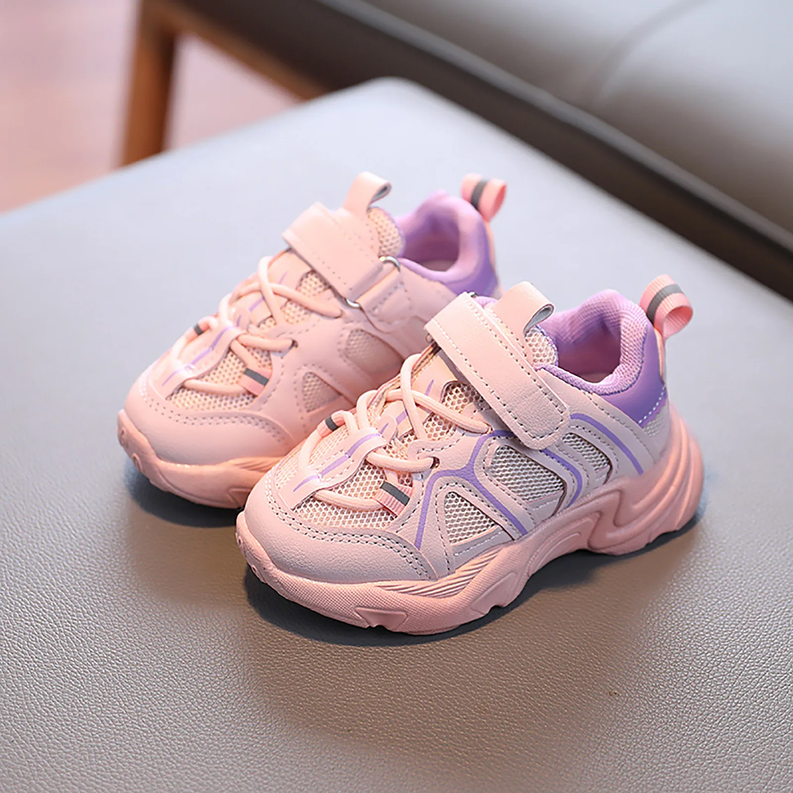 Children's Mesh Breathable Sports Running Shoes Spring Autumn New Baby Soft Sole Casual Shoes School Boys Girls' Walking Shoes
Children's Mesh Breathable Sports Running Shoes Spring Autumn New Baby Soft Sole Casual Shoes School Boys Girls' Walking Shoes