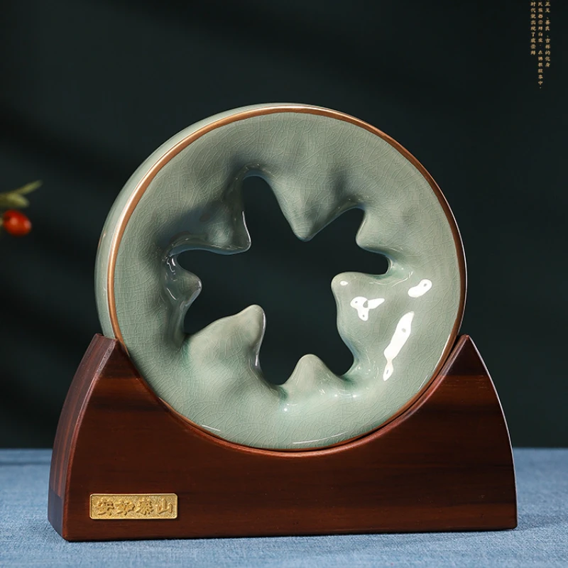 New Chinese style decoration "As Safe as Mount Tai" office study model room Bogu shelf living room high-end decoration
New Chinese style decoration "As Safe as Mount Tai" office study model room Bogu shelf living room high-end decoration