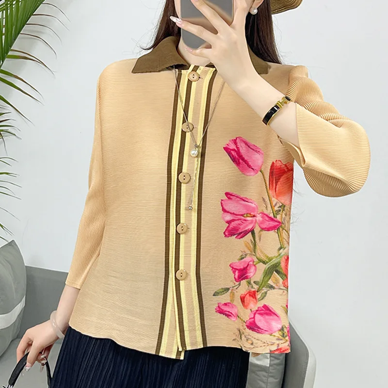 2024 Summer New Miyake Pleated Casual Printed Three-quarter Sleeve Top Shirt for Women Loose and Versatile Women's Cardigan
2024 Summer New Miyake Pleated Casual Printed Three-quarter Sleeve Top Shirt for Women Loose and Versatile Women's Cardigan