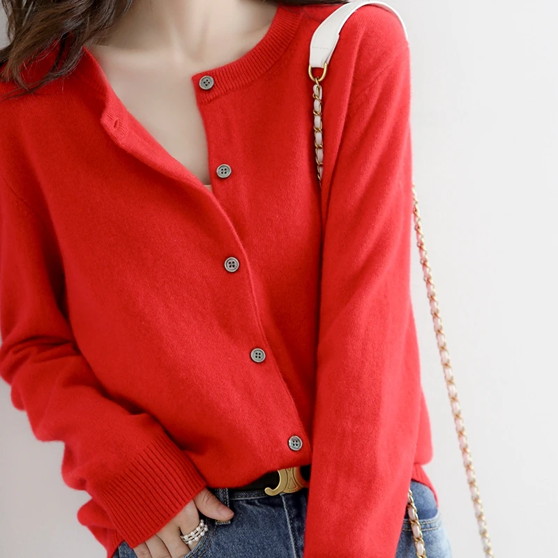 New cashmere cardigan in autumn and winter women's round neck loose long sleeve sweater solid color knitted top
New cashmere cardigan in autumn and winter women's round neck loose long sleeve sweater solid color knitted top