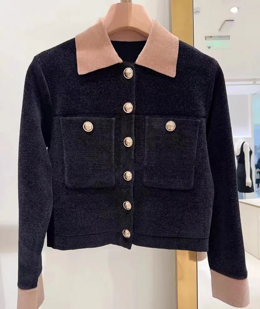 Women's Coat Contrasting Colors Turn-Down Collar Pockets Loose 2023 Autumn New Single Breasted Knitted Cardigan
Women's Coat Contrasting Colors Turn-Down Collar Pockets Loose 2023 Autumn New Single Breasted Knitted Cardigan
