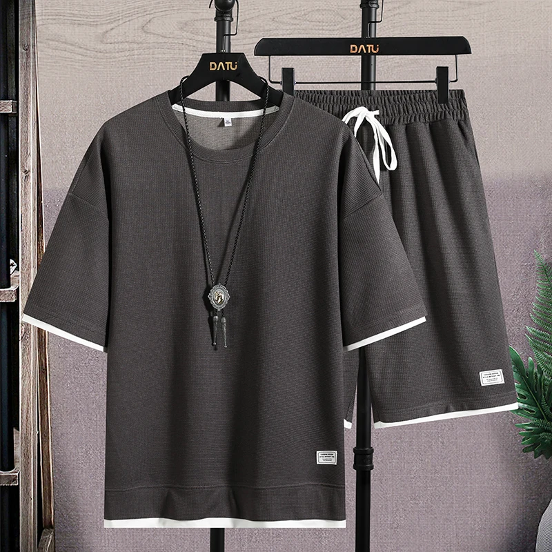 2023 Summer Men's Set Casual Two Pieces Tshirt and Shorts Set Fashion Sports Suit Linen Fabric Breathable Short Sleeve Tracksuit
2023 Summer Men's Set Casual Two Pieces Tshirt and Shorts Set Fashion Sports Suit Linen Fabric Breathable Short Sleeve Tracksuit