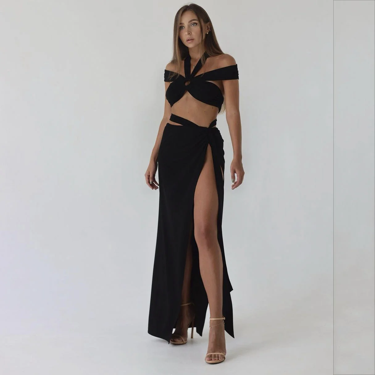 Design Inspired Hollowed Out Suspender Skirt Set For Women's Summer Light Mature Sexy High Slit Skirt Two-piece Set
Design Inspired Hollowed Out Suspender Skirt Set For Women's Summer Light Mature Sexy High Slit Skirt Two-piece Set