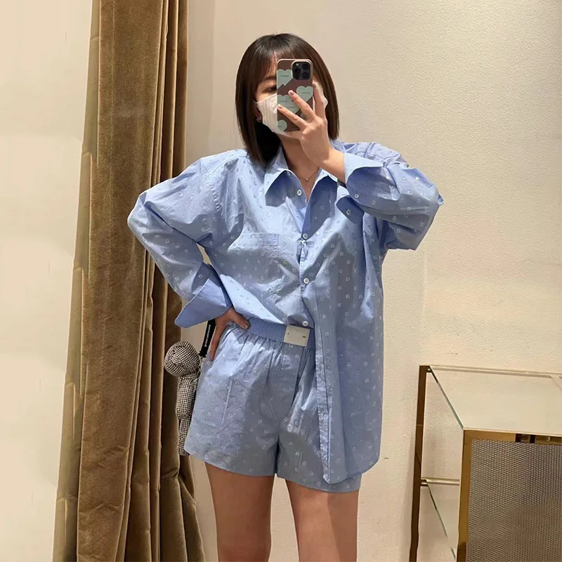 Fashion Classic Luxury Designer Full Diamond Letter Medium Long Sleeve Loose fitting Shirt for Women 
Fashion Classic Luxury Designer Full Diamond Letter Medium Long Sleeve Loose fitting Shirt for Women