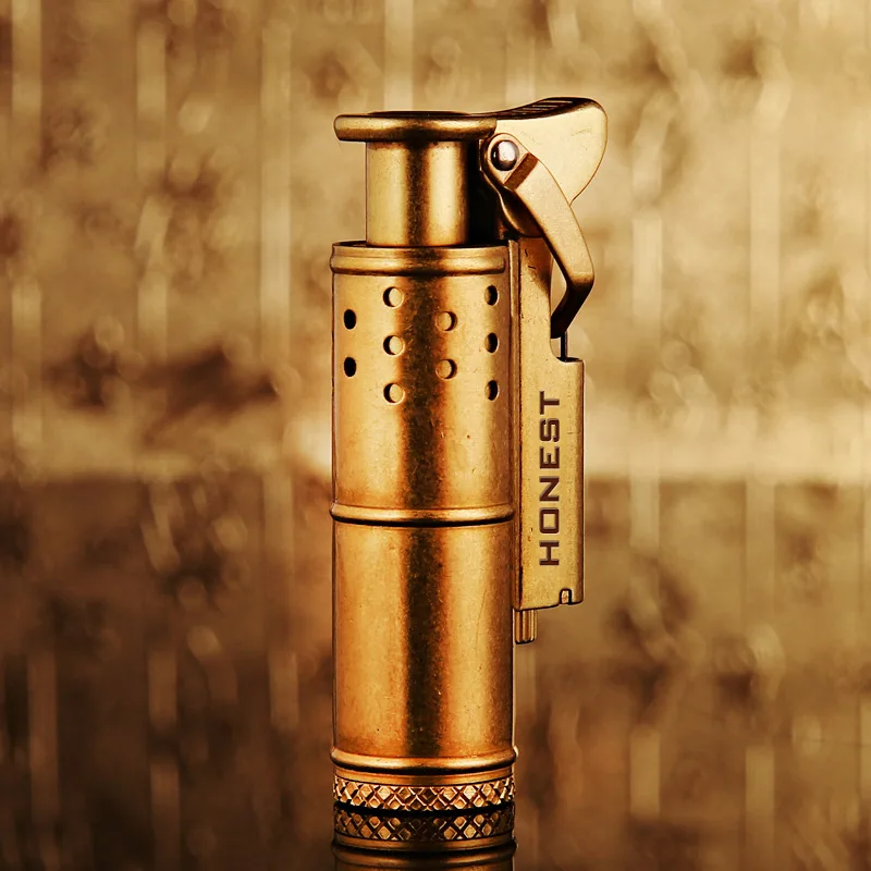 HONEST Old-style Personalized Retro Kerosene Lighter Creative Nostalgic Windproof Lighter Cigarette
HONEST Old-style Personalized Retro Kerosene Lighter Creative Nostalgic Windproof Lighter Cigarette