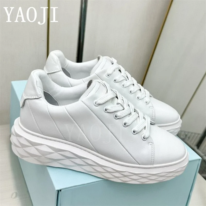 Designer New Lace Up Flat Platform Shoes Breathable Sneakers Women Walking Shoes Zapatillas De Mujer Moda Genuine Leather Shoes
Designer New Lace Up Flat Platform Shoes Breathable Sneakers Women Walking Shoes Zapatillas De Mujer Moda Genuine Leather Shoes