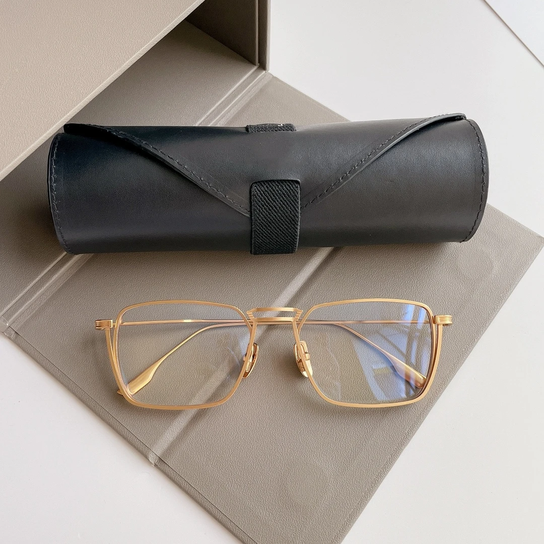 Newest Brand Women Men Sunglasses Luxury UV Transparent Lenses Fashion Alloy Gold Frame For Unisex Eyeglasses LINDSTRUM DTX125
Newest Brand Women Men Sunglasses Luxury UV Transparent Lenses Fashion Alloy Gold Frame For Unisex Eyeglasses LINDSTRUM DTX125