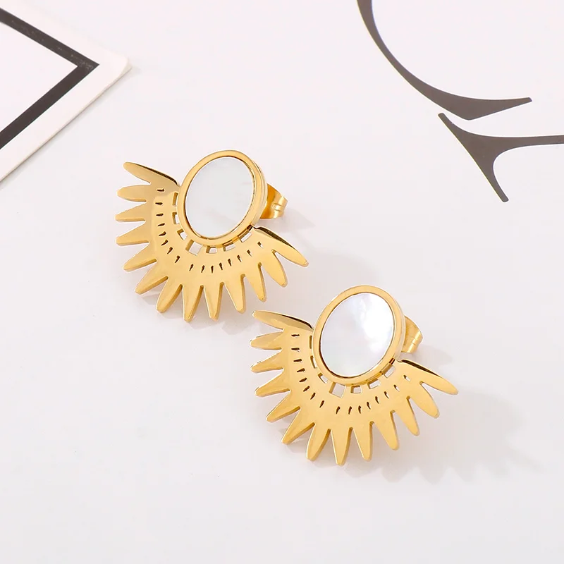 Elegant Shell Sector Stud Earrings For Women Stainless Steel Gold Color Sun Flower Eardrops French Light Luxury Jewery Gifts
Elegant Shell Sector Stud Earrings For Women Stainless Steel Gold Color Sun Flower Eardrops French Light Luxury Jewery Gifts