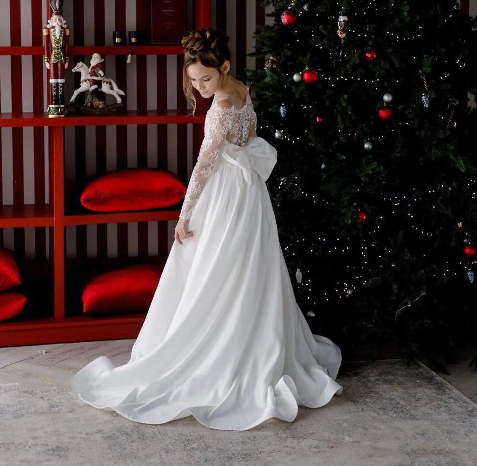 White Satin First Communion Dress for Princess Shoulderless Open Back Kid Party Pageant Gown Flower Girl Dress Christmas Gown 
White Satin First Communion Dress for Princess Shoulderless Open Back Kid Party Pageant Gown Flower Girl Dress Christmas Gown