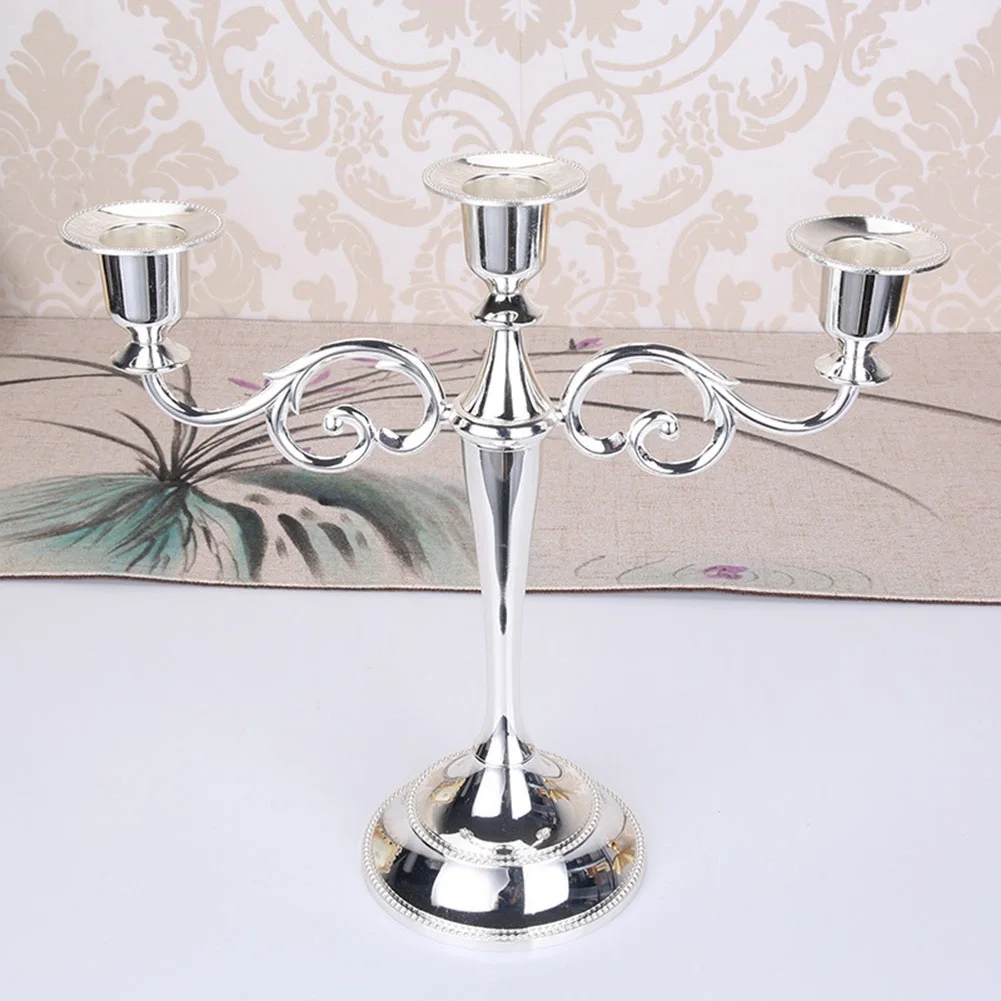 1PCS European Style Candelabra Alloy Retro Candlelight Dinner Candle Wedding Prop Holder For Wedding Restaurant Hotel Decoration
1PCS European Style Candelabra Alloy Retro Candlelight Dinner Candle Wedding Prop Holder For Wedding Restaurant Hotel Decoration