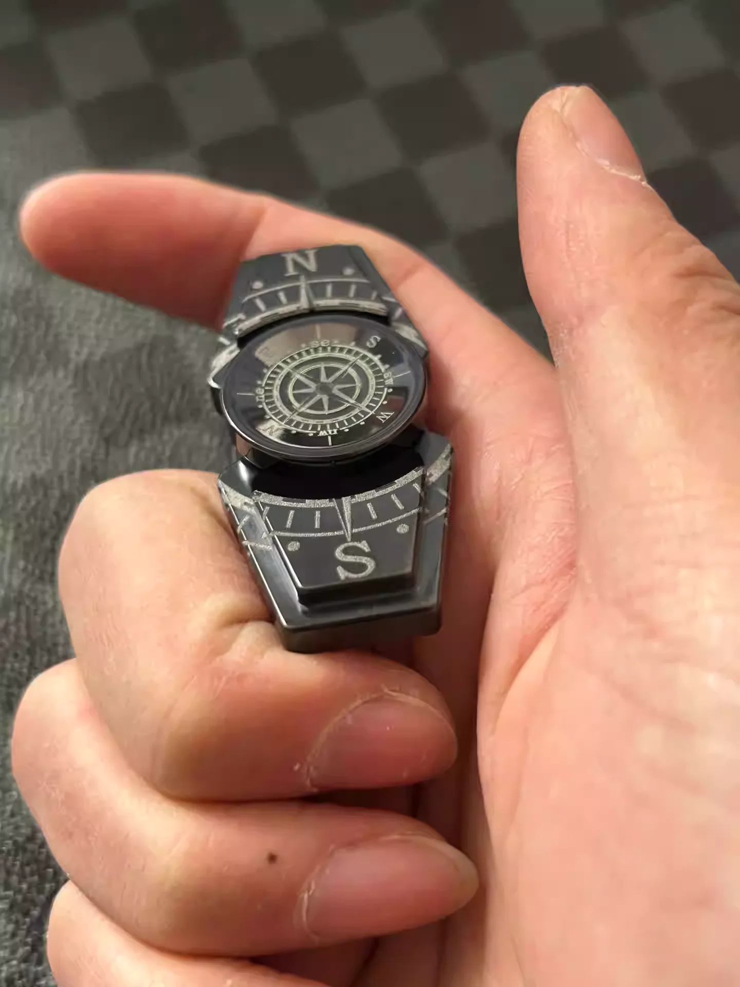 ZF Мини-Компас из циркониевого сплава 
ZF Мини-Компас из циркониевого сплава