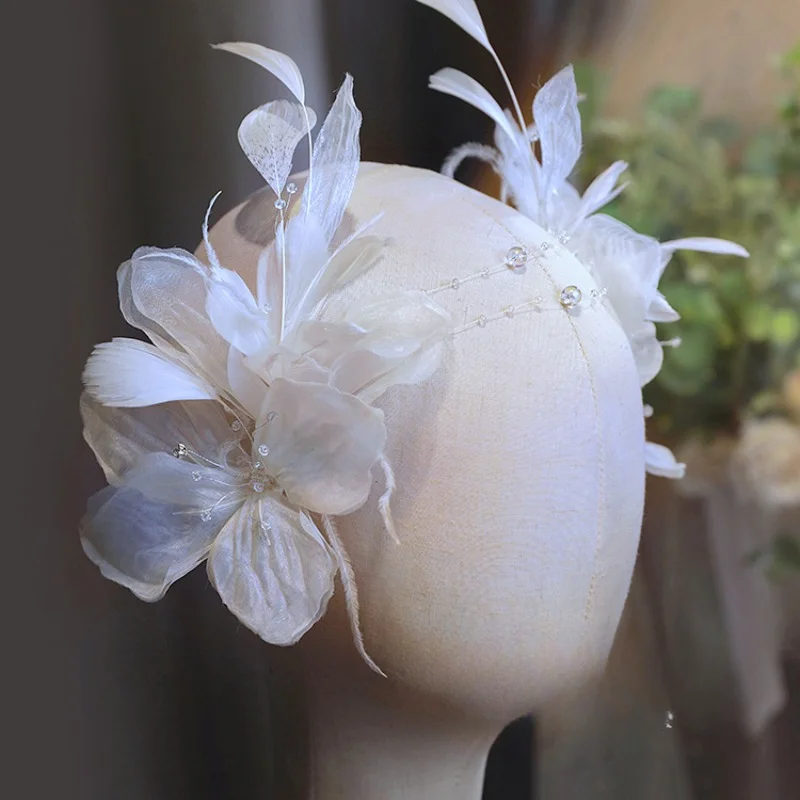 

Headdress Silk Yarn New White Dream Bridal Feather Wedding Dress Fashion Follow-up Flower Wedding Accessories Chinese Style 1Pc