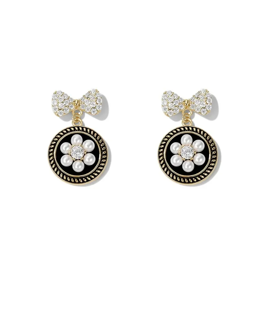French Bow Earrings For Women Vintage Pearl Flower Stud Earrings 20230Bow Earrings Jewelry Gifts For Women Girls
French Bow Earrings For Women Vintage Pearl Flower Stud Earrings 20230Bow Earrings Jewelry Gifts For Women Girls