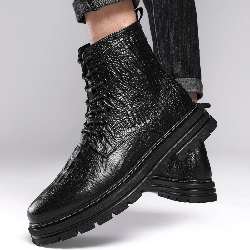 Large men's new lace up leather boots vintage motorcycle boots fashionable high tube crocodile pattern snow cotton boots
Large men's new lace up leather boots vintage motorcycle boots fashionable high tube crocodile pattern snow cotton boots
