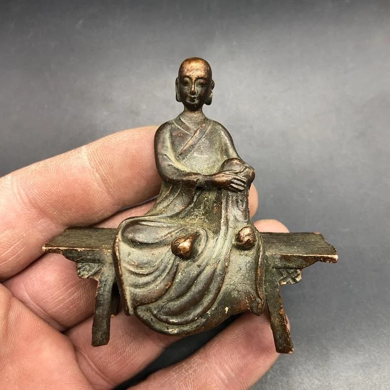Returning old objects, collecting ancestral Buddha statues, purple copper benches, Buddha old copper statues, second-hand ornam
Returning old objects, collecting ancestral Buddha statues, purple copper benches, Buddha old copper statues, second-hand ornam