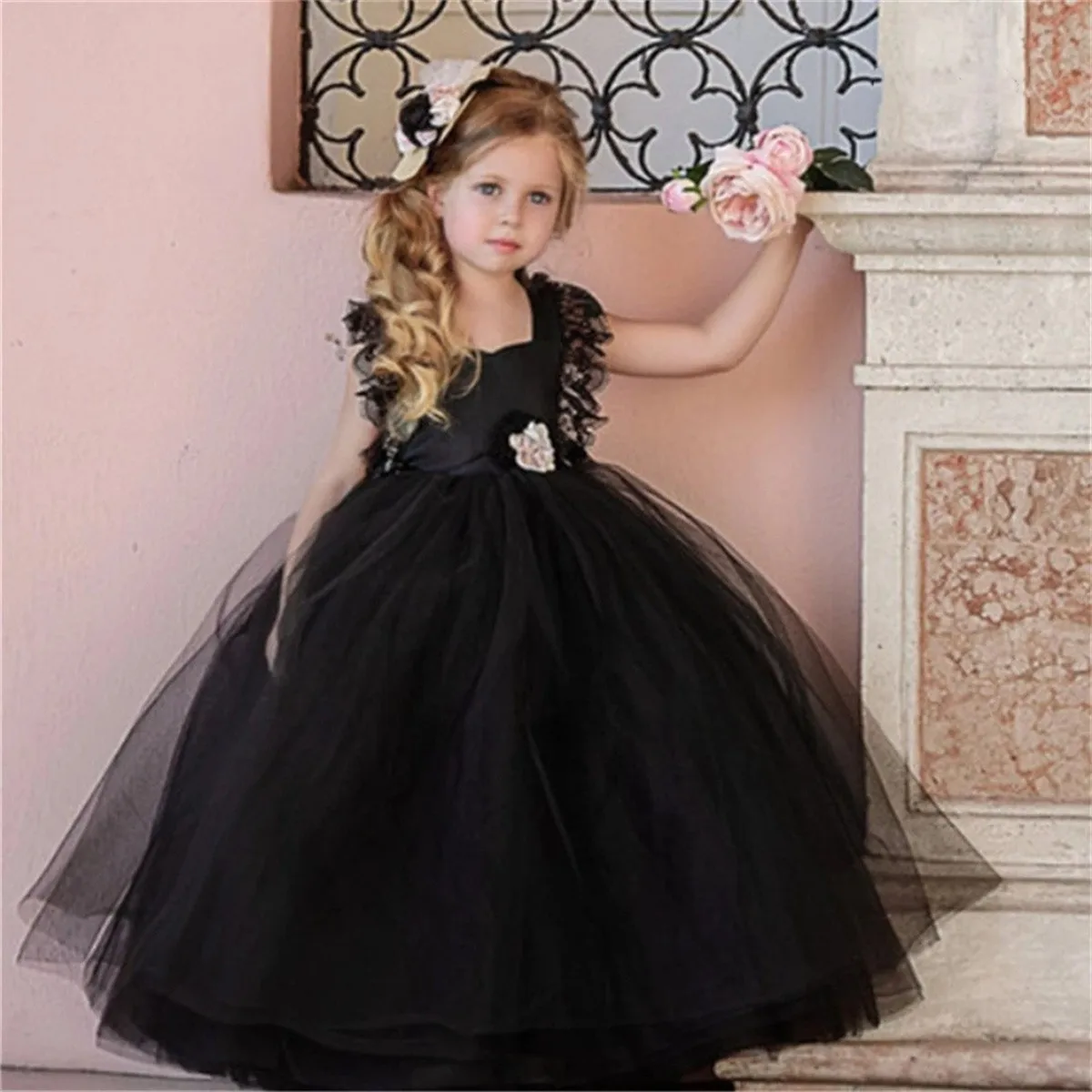 Elegant Black Tulle Sleeveless Floor Length Flower Girl Dresses For Wedding Princesskbirthday Party First Communion Gowns
Elegant Black Tulle Sleeveless Floor Length Flower Girl Dresses For Wedding Princesskbirthday Party First Communion Gowns