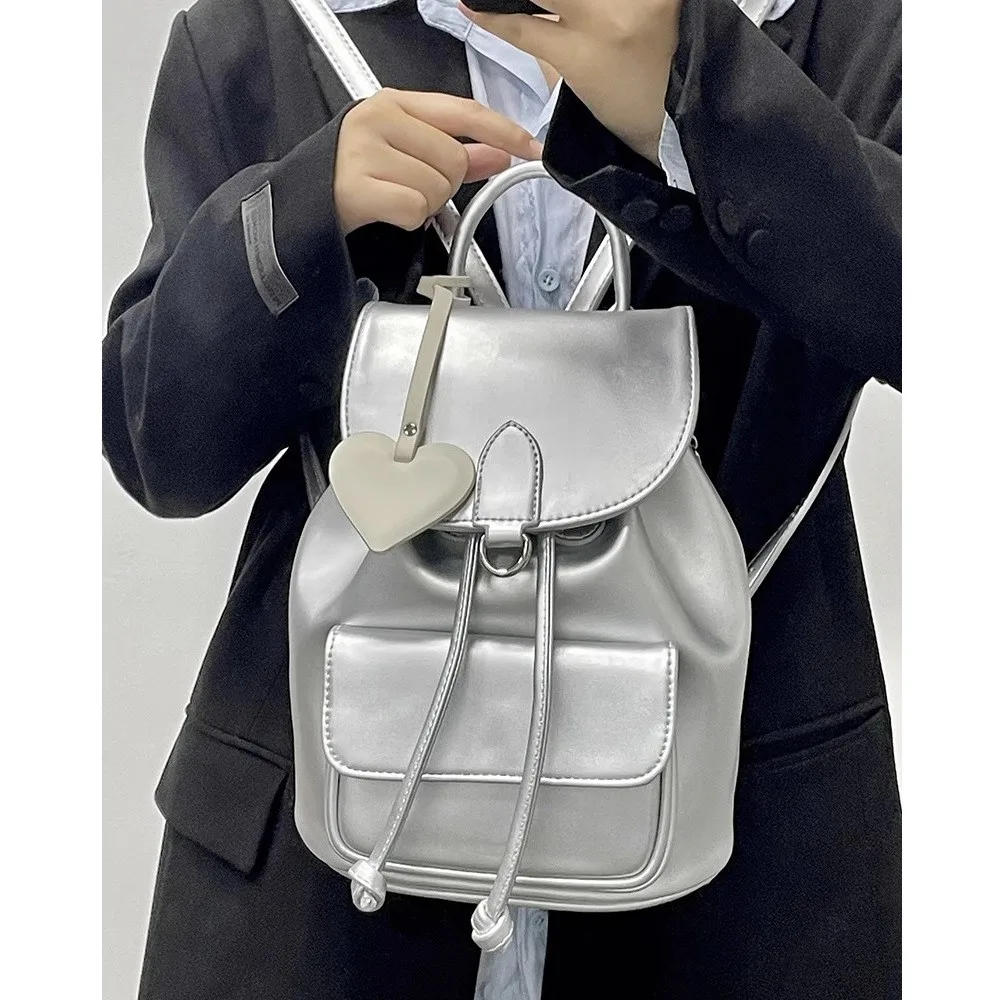Drawstring women backpack schoolbag for teenage girls big capacity Design travel backpacks pu leather female Shoulder Bag silver
Drawstring women backpack schoolbag for teenage girls big capacity Design travel backpacks pu leather female Shoulder Bag silver