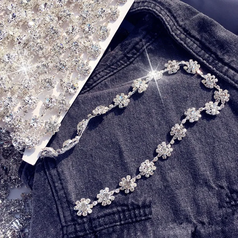 flower crystal rhinestone tassels Wedding dress accessories Beaded Lace Trim fabric applique patches sew on trim for clothing
flower crystal rhinestone tassels Wedding dress accessories Beaded Lace Trim fabric applique patches sew on trim for clothing