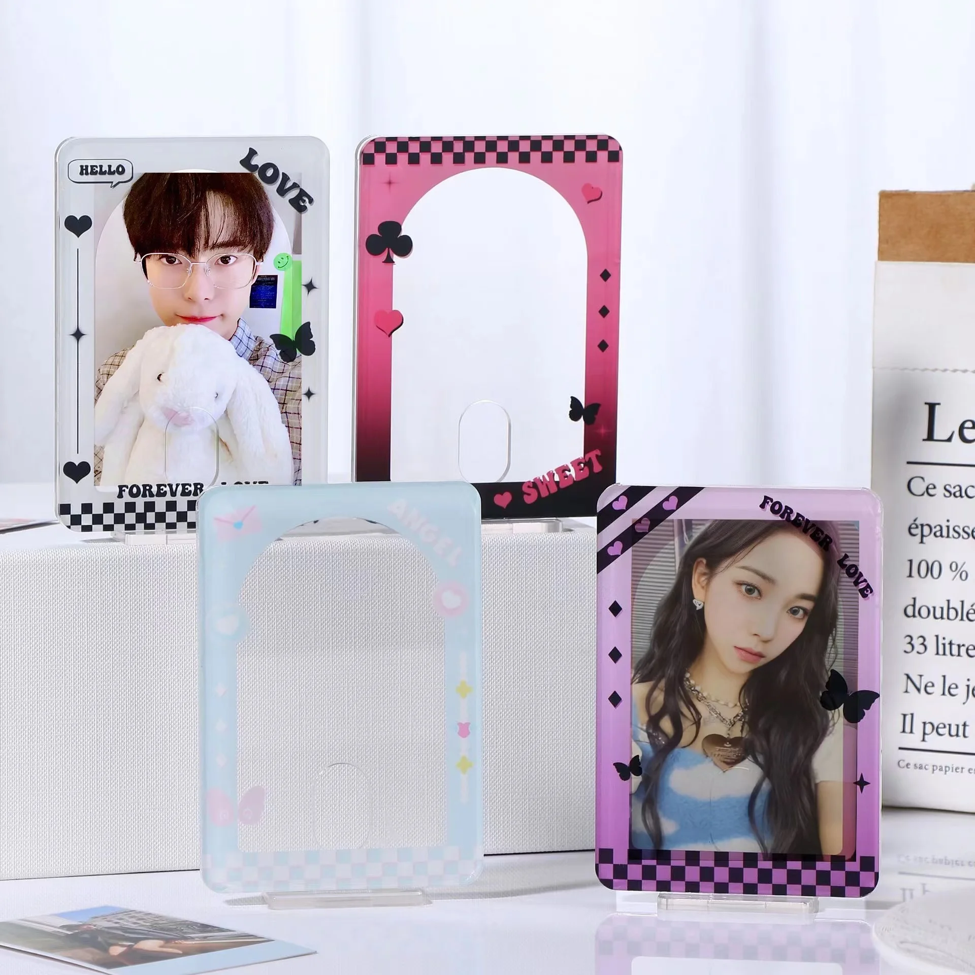 3-дюймовая подставка для фотокарт, держатель для фотокарт Kpop, милые Креативные настольные почтовые открытки, защитный чехол, рукава для фотографий, канцелярские принадлежности
3-дюймовая подставка для фотокарт, держатель для фотокарт Kpop, милые Креативные настольные почтовые открытки, защитный чехол, рукава для фотографий, канцелярские принадлежности