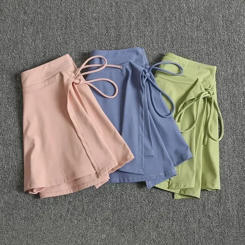 Women Sports Yoga Skirt Badminton Tennis Skirt Pants Half-body Quick Drying Pocket Skirt Side Split Strap Skirt Pants Outwear
Women Sports Yoga Skirt Badminton Tennis Skirt Pants Half-body Quick Drying Pocket Skirt Side Split Strap Skirt Pants Outwear