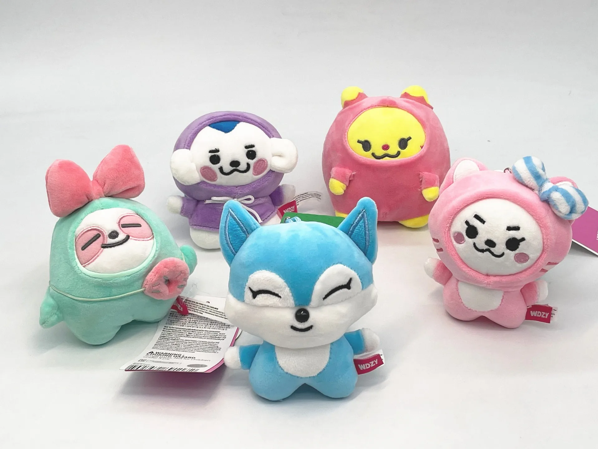 

15cm Korean Idol Group ITZY WDZY Lia Ryujin Yuna Plush Doll Kawaii Cute Keychains Bag Pendants Accessories Gifts