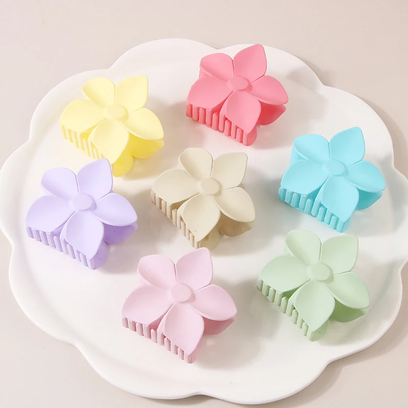 Korean Version Of Candy-Colored Plastic Flower Clip Frosted Solid Color Shark Clip Back Head Plate Hair Clip
Korean Version Of Candy-Colored Plastic Flower Clip Frosted Solid Color Shark Clip Back Head Plate Hair Clip