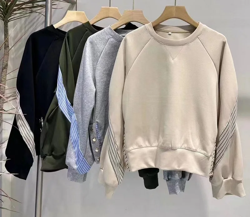 High Quality New Sweatshirts 2023 Autumn Winter Tops Women Striped Prints Patchwork Long Sleeve Casual Khaki Grey Green Tops
High Quality New Sweatshirts 2023 Autumn Winter Tops Women Striped Prints Patchwork Long Sleeve Casual Khaki Grey Green Tops
