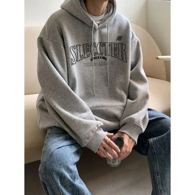 Autumn and Winter Fashion Hip Hop Casual Personality Letter Printed Hooded Sweater Couple Retro American Casual Top harajuku
Autumn and Winter Fashion Hip Hop Casual Personality Letter Printed Hooded Sweater Couple Retro American Casual Top harajuku