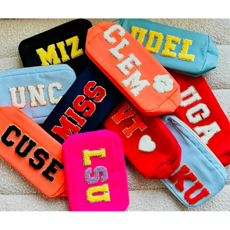 New Arrival Nylon Stock Christmas Gifts Cosmetic Bag for Women Waterproof Jewellery Portable Bag Toiletry Makeup Bag
New Arrival Nylon Stock Christmas Gifts Cosmetic Bag for Women Waterproof Jewellery Portable Bag Toiletry Makeup Bag