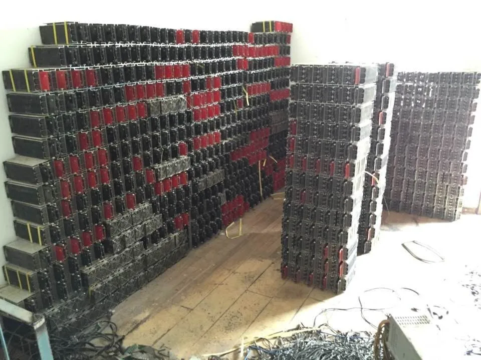 HTB1iKBELpXXXXbqXXXXq6xXFXXXm