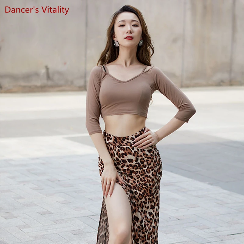 belly dance costume Oriental dance leopard print long skirt winter half sleeve top for women belly dancing clothing S,M,L
belly dance costume Oriental dance leopard print long skirt winter half sleeve top for women belly dancing clothing S,M,L