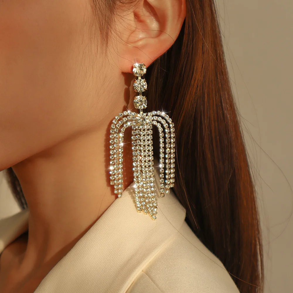 

Accessories Nightclub Style Super Sparkling Rhinestone Earrings Exaggerated Geometric U-shaped Long Earrings for Celebrities