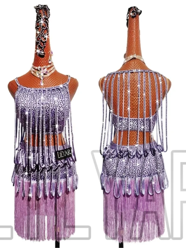New Latin Dance Competition Performance Dress Women's Customized Children's Performance Purple Shiny Diamond Fringed Skirt
New Latin Dance Competition Performance Dress Women's Customized Children's Performance Purple Shiny Diamond Fringed Skirt