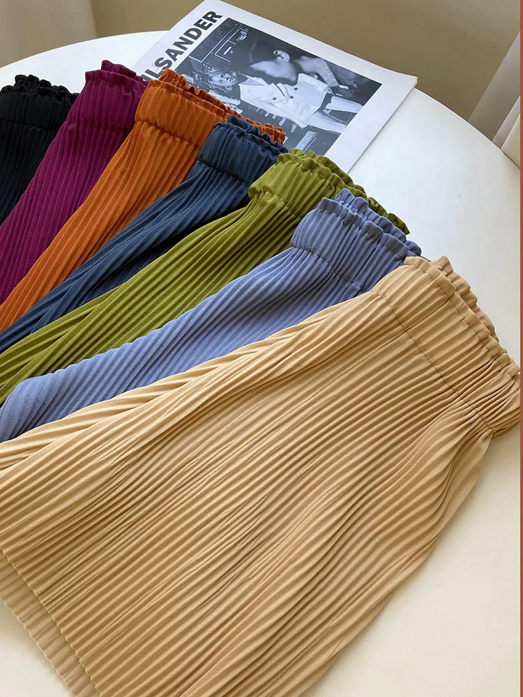 2023 Summer Soft Comfort Short Pants for Women Elastic Waist Black Wide Striped Shorts Basic Casual Loose Female Slacks Buttoms
2023 Summer Soft Comfort Short Pants for Women Elastic Waist Black Wide Striped Shorts Basic Casual Loose Female Slacks Buttoms