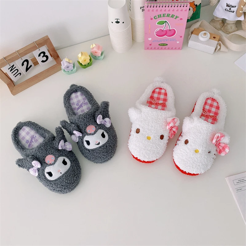 Sanrio аниме теплые тапочки Kuromi My Melody Cinnamoroll домашняя обувь в японском стиле Лолита плюшевые туфли Нескользящие плоские
Sanrio аниме теплые тапочки Kuromi My Melody Cinnamoroll домашняя обувь в японском стиле Лолита плюшевые туфли Нескользящие плоские