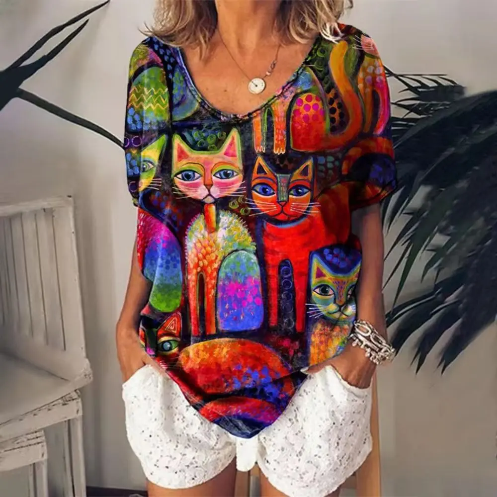 Женская футболка Kawaii Cat Graphic V-образный вырез короткий рукав модные повседневные футболки с принтом смешная Летняя женская одежда уличный Топ
Женская футболка Kawaii Cat Graphic V-образный вырез короткий рукав модные повседневные футболки с принтом смешная Летняя женская одежда уличный Топ