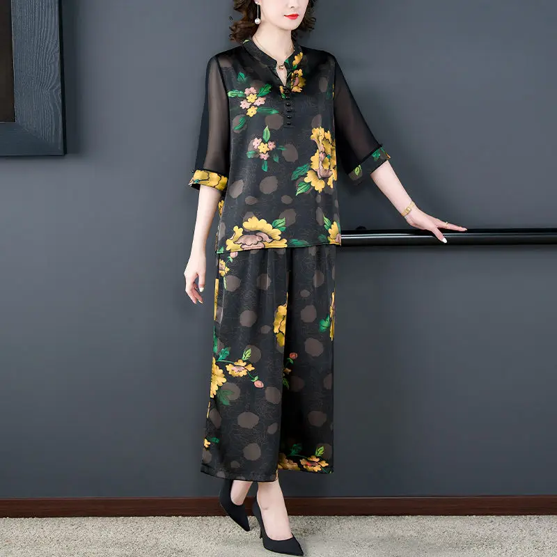 Elegant Women's Silk Set Large Size Clothing 2023 Summer Fashion Mom's Printed Short Sleeve Tops And Pants Two Piece Suit Z1860
Elegant Women's Silk Set Large Size Clothing 2023 Summer Fashion Mom's Printed Short Sleeve Tops And Pants Two Piece Suit Z1860