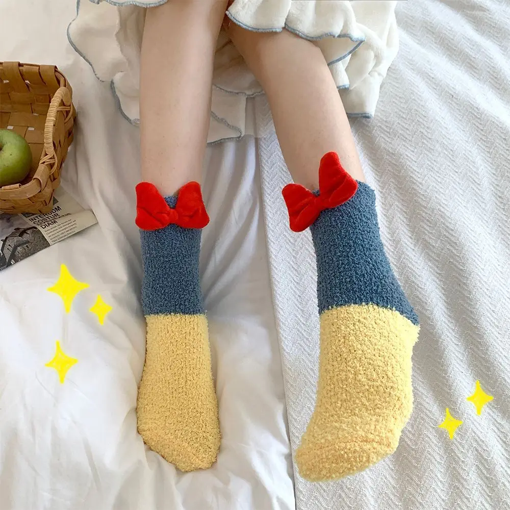 Disney Princess Series Autumn and Winter Thickened Coral Fleece Socks Women's Cute Warm Home Floor Bed Mid-Tube Cotton Socks
Disney Princess Series Autumn and Winter Thickened Coral Fleece Socks Women's Cute Warm Home Floor Bed Mid-Tube Cotton Socks