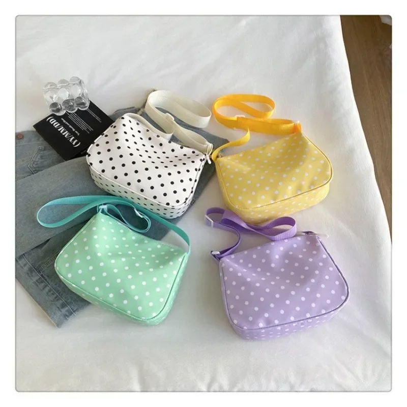 New Fashion Versatile Retro Simple Style Candy Color Small Cloth Bag Fashion Wave Dot One Shoulder Crossbody Bag Sweet
New Fashion Versatile Retro Simple Style Candy Color Small Cloth Bag Fashion Wave Dot One Shoulder Crossbody Bag Sweet