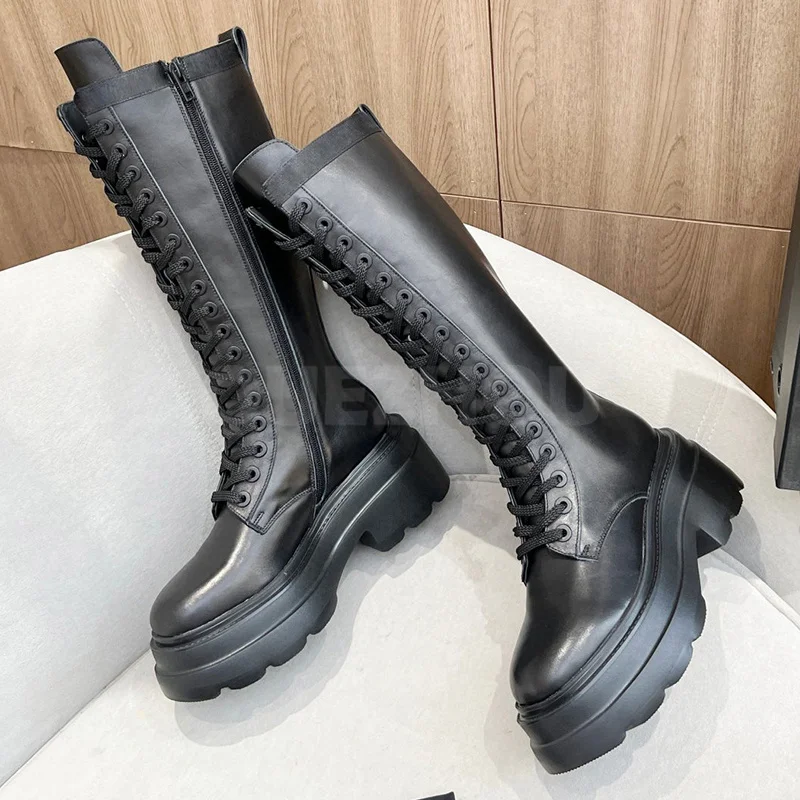 Women Boots Autumn Winter New Real Leather Upper Cross Tied Design Solid Thick Bottom High Boots Fashion Versatile Female Shoes
Women Boots Autumn Winter New Real Leather Upper Cross Tied Design Solid Thick Bottom High Boots Fashion Versatile Female Shoes