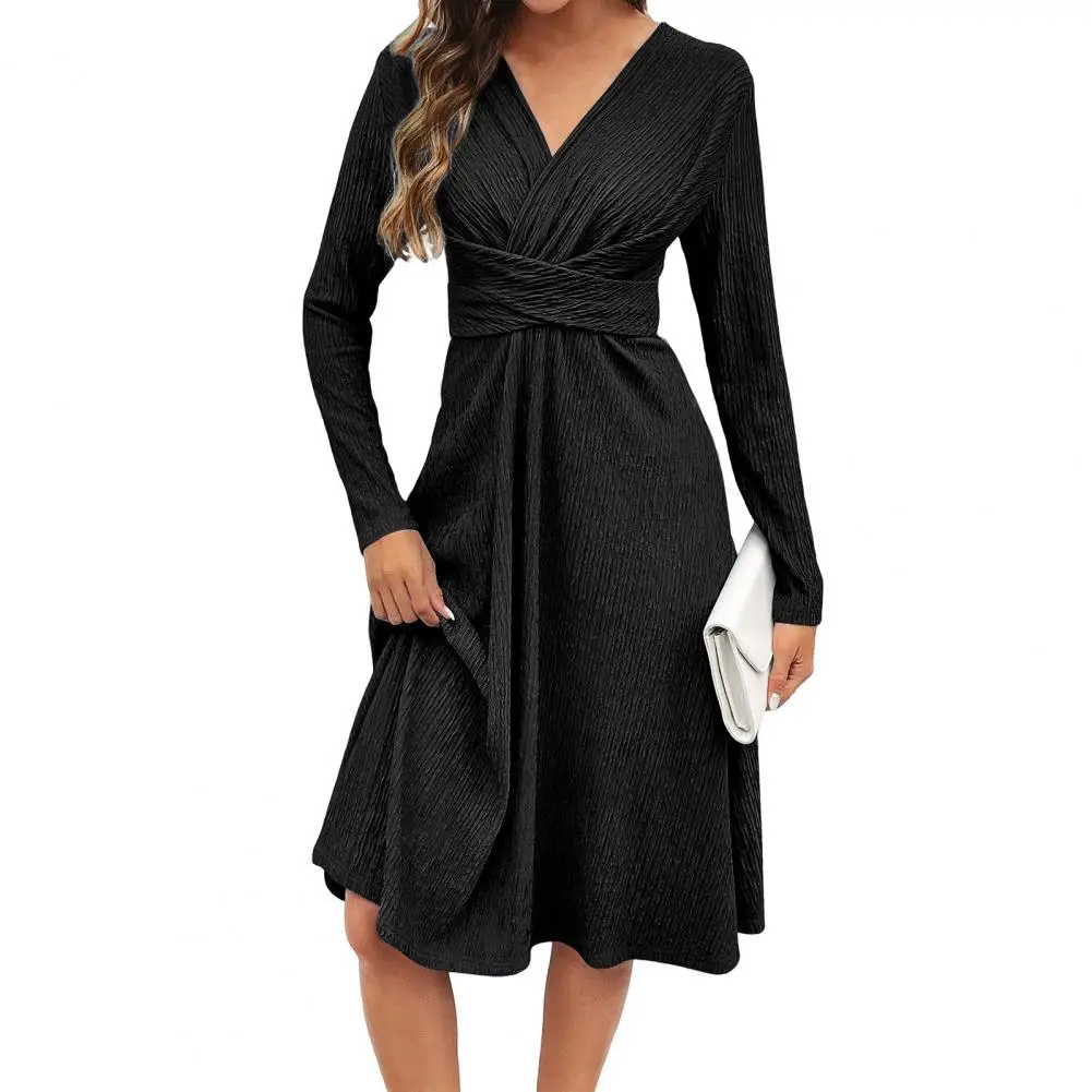 Waist Pleat Design Dress Vintage Solid Color A-line Midi Dress Elegant V Neck High Waist Loose Hem for Women's Daily Wear Women
Waist Pleat Design Dress Vintage Solid Color A-line Midi Dress Elegant V Neck High Waist Loose Hem for Women's Daily Wear Women