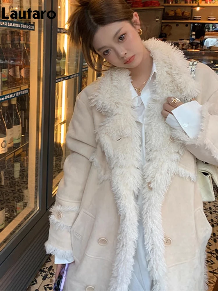 Lautaro Autumn Winter Loose Luxury Reversible Thick Warm Soft Fluffy Faux Sheepskin Fur Coat Women Luxury Designer Clothing 2023
Lautaro Autumn Winter Loose Luxury Reversible Thick Warm Soft Fluffy Faux Sheepskin Fur Coat Women Luxury Designer Clothing 2023