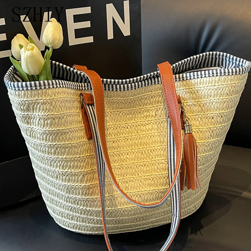 Вместительная плетеная Сумка для женщин, дизайнерская пляжная сумочка на ремне для отпуска, в богемном стиле, с бахромой, лето
Вместительная плетеная Сумка для женщин, дизайнерская пляжная сумочка на ремне для отпуска, в богемном стиле, с бахромой, лето