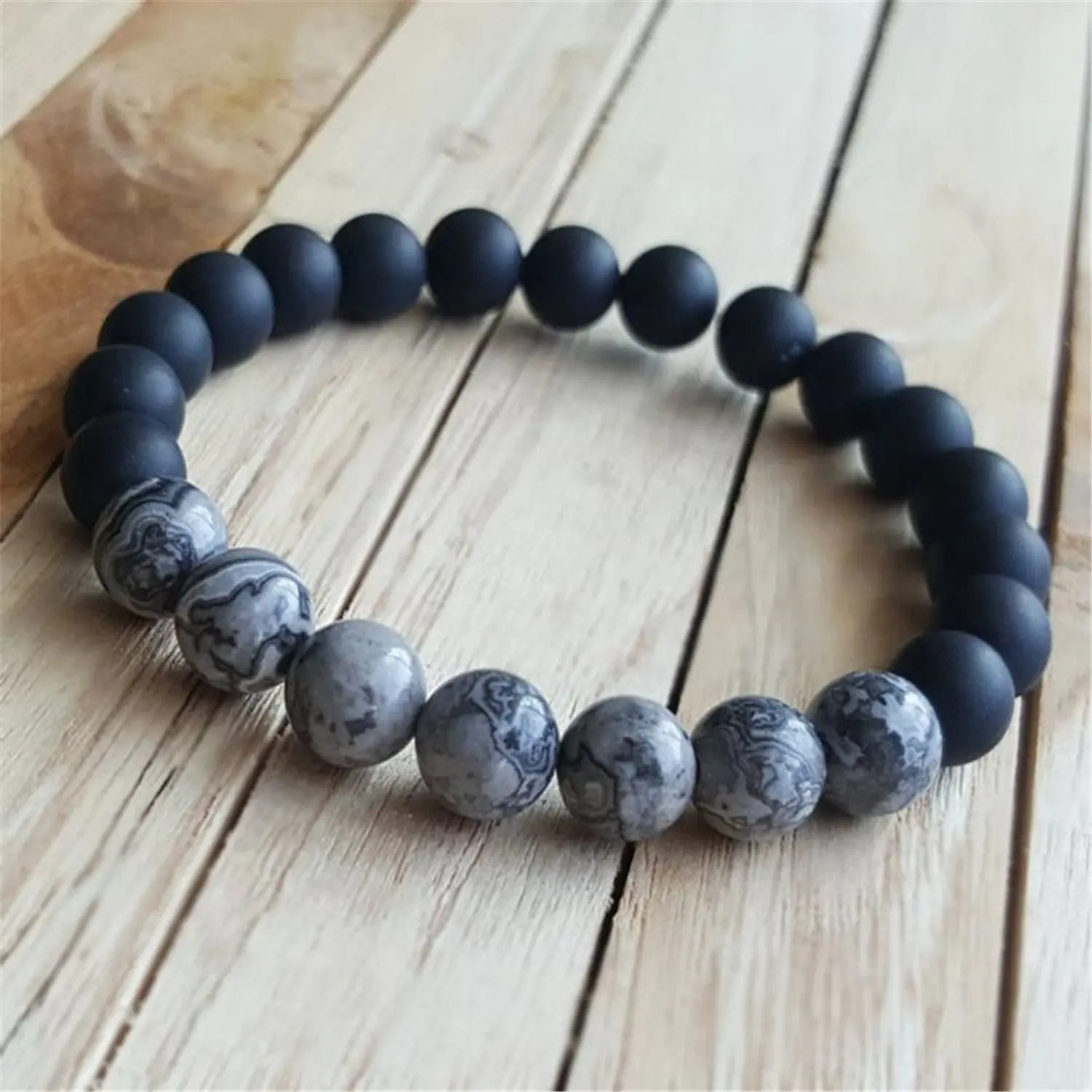 

8mm Natural Black Onyx Beads Bracelet 7.5inch Fashionistas Unisex Women Eco-Friendly Semi-Precious Stones Stackable Minimalist